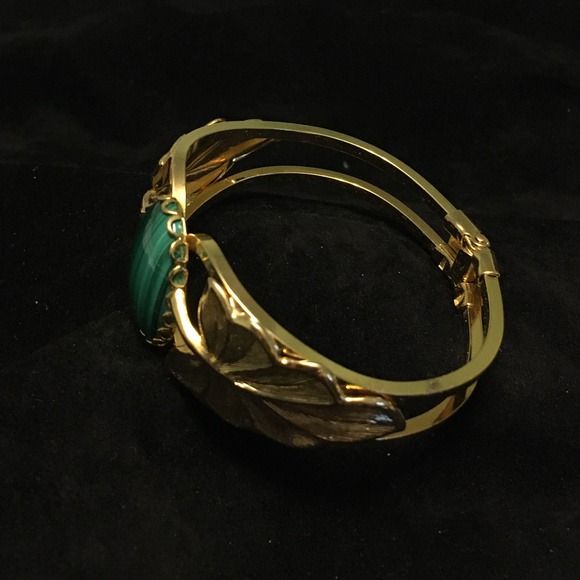 Oval Malachite Bracelet***SALE*** - Picture 2 of 2